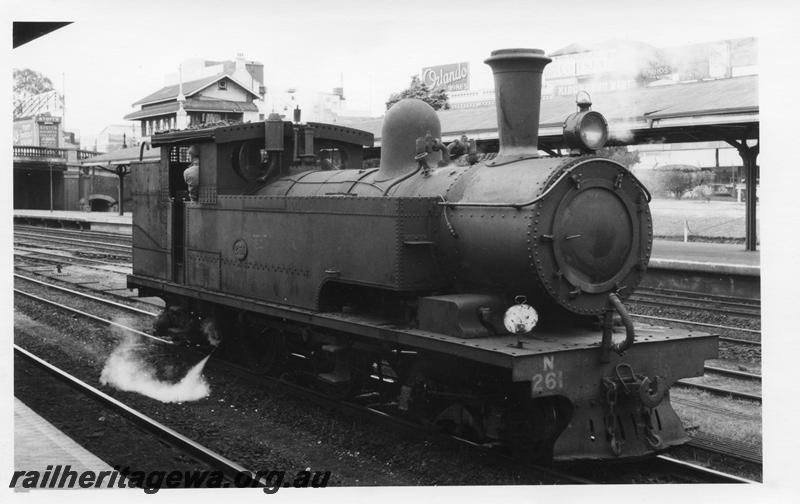 P11003
N class 261, Perth Station, side and front view
