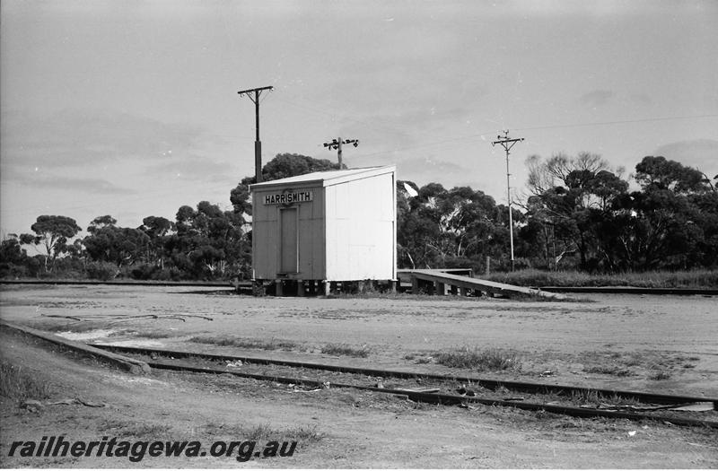 P11090
Out of shed, loading platform, Harrismith, NKM line, nameboard on the rear side of the shed
