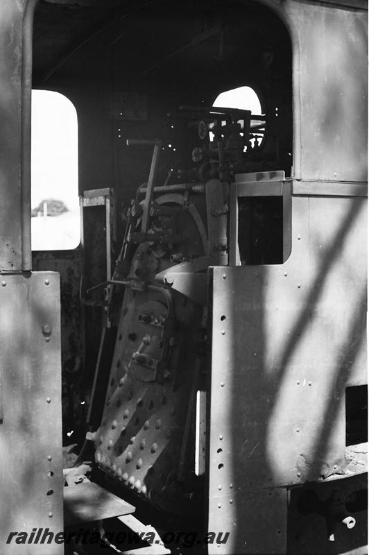 P11207
Lake View & Star mine Orenstein & Koppel loco, Rail Transport Museum, Bassendean, view into the cab.
