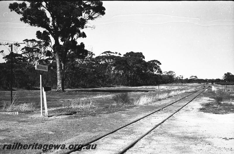 P11211
Station nameboard, Moornaming, KP line, view along the track.
