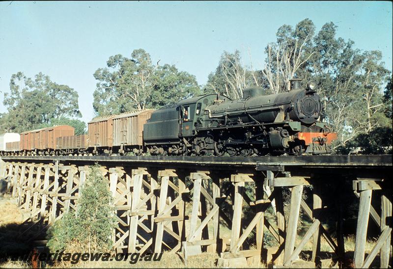 P11225
W class 941, down goods train, trestle, Boyanup. PP line.
