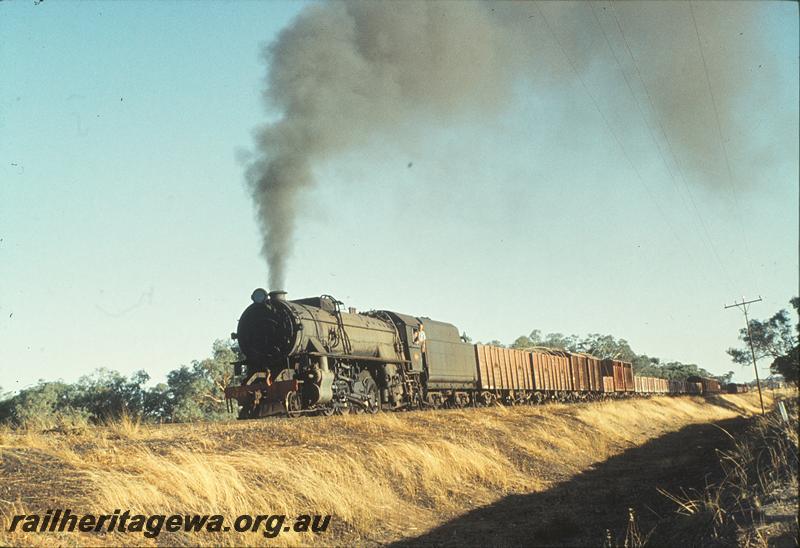 P11269
V class 1219, goods train. GSR line.
