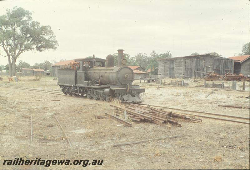 P11333
Millars No 71 4-6-0 at Yarloop. SWR line.
