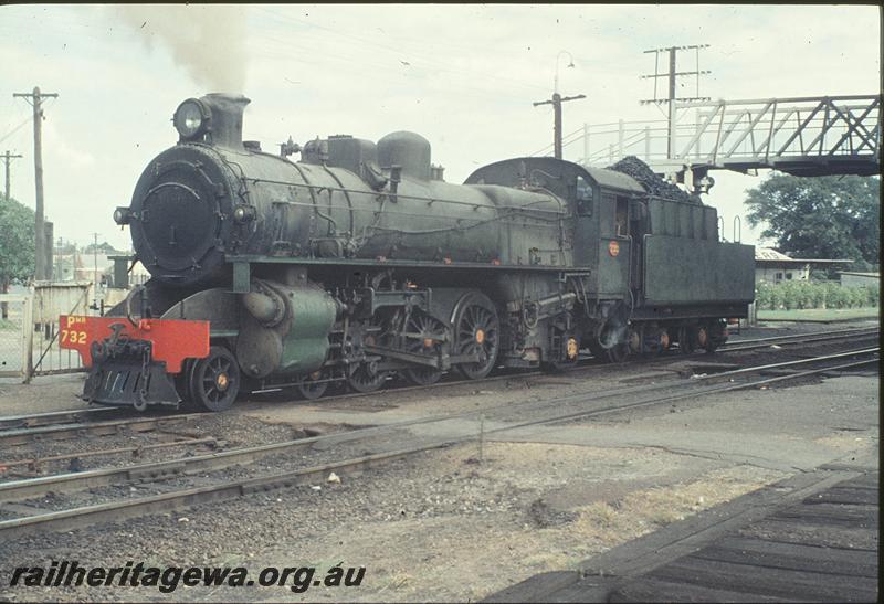 P11419
PMR class 732, East Perth shunting neck, front and side view. ER line.
