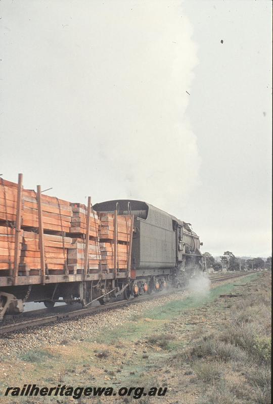 P11502
V class 1219, up goods. GSR line.
