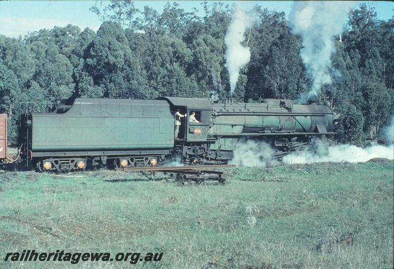 P11536
V class 1212, up coal train, departing Moorhead. BN line.
