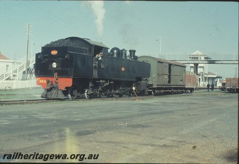 P11568
DM class 583, footbridge, part of signal box, shunting Subiaco goods yard. ER line.
