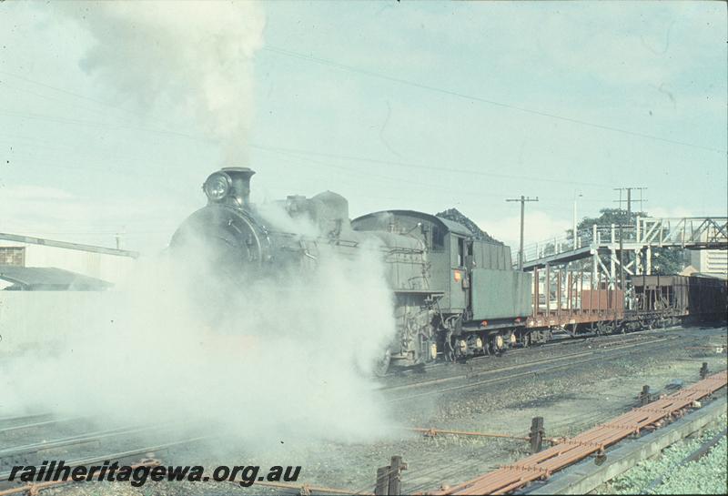 P11572
PMR class, down goods, departing East Perth yard. ER line.
