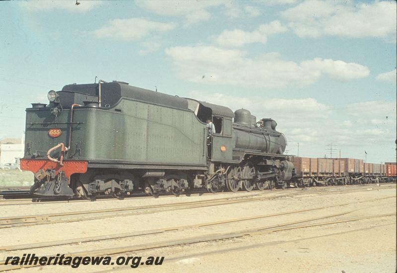 P11579
U class 655, shunting Bassendean. ER line.
