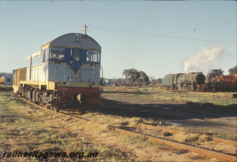 P11616
J class 101, workshops lead, V class, loco shed road, Midland loco shed road. ER line.
