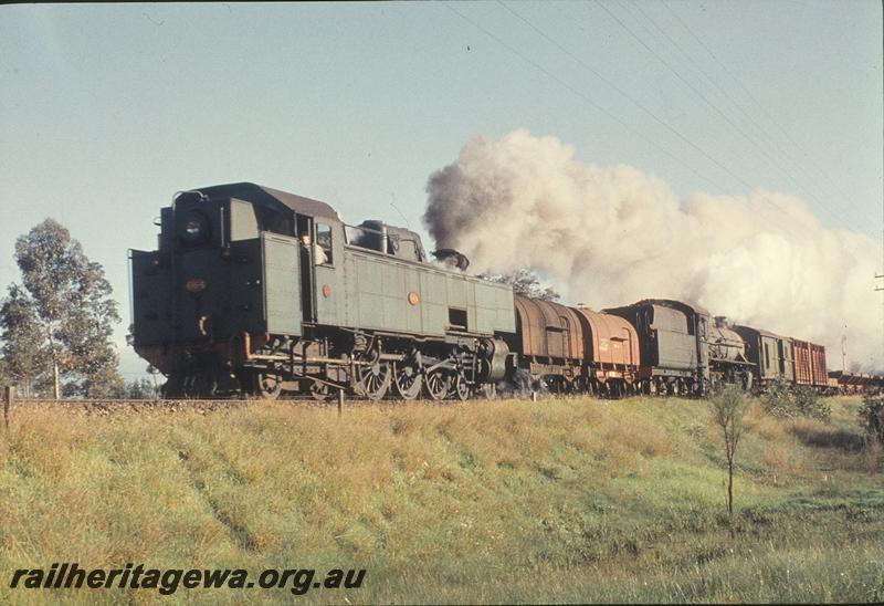 P11663
UT class 664, W class 925, fuel tanks, ballast train. SWR line.
