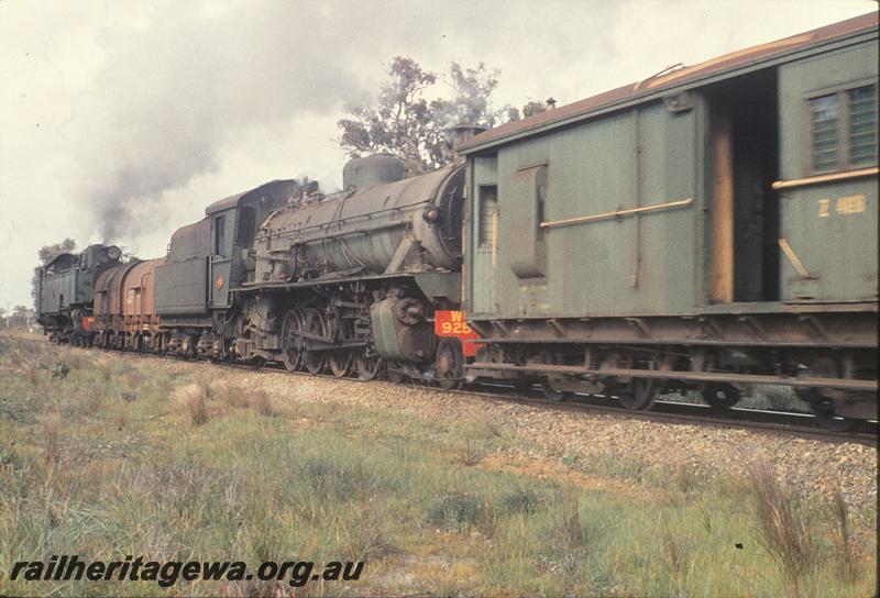 P11668
UT class 664, W class 925, fuel tanks, ballast train. SWR line.
