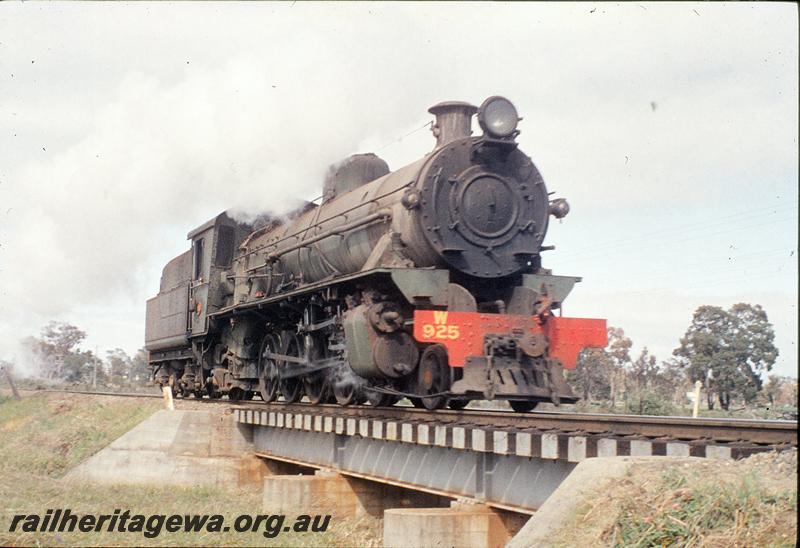 P11674
W class 925, low steel girder bridge, light engine, SWR line.
