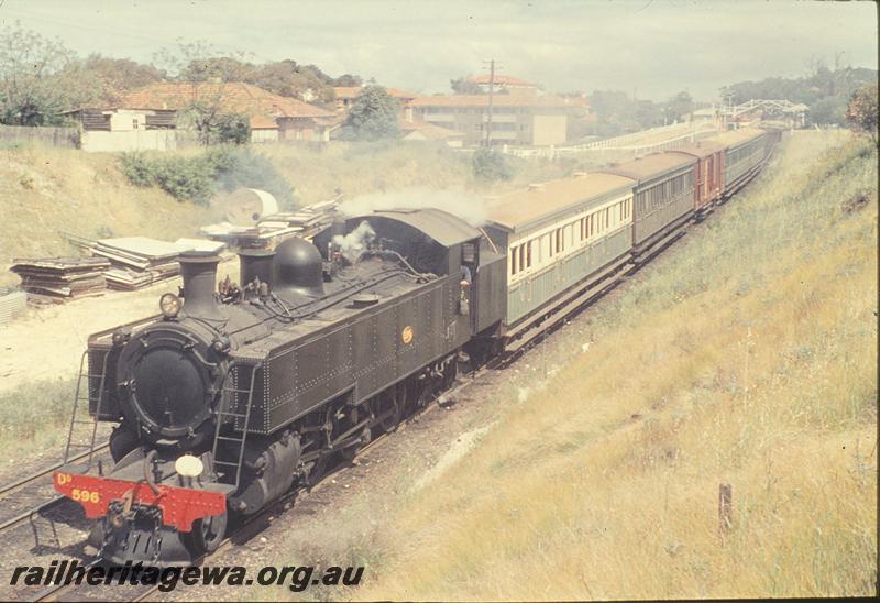 P11702
DD class 596, down show special, station and footbridge in background, West Leederville. ER line.
