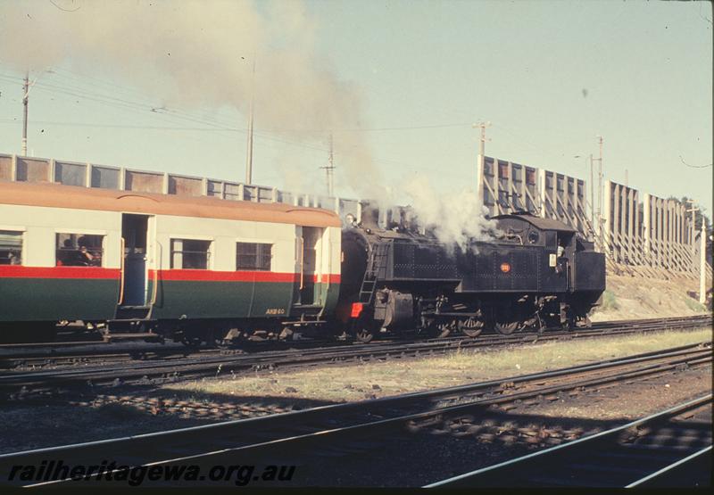 P11718
DM class 581, AKB class 60, down suburban, departing Perth, east end. ER line.
