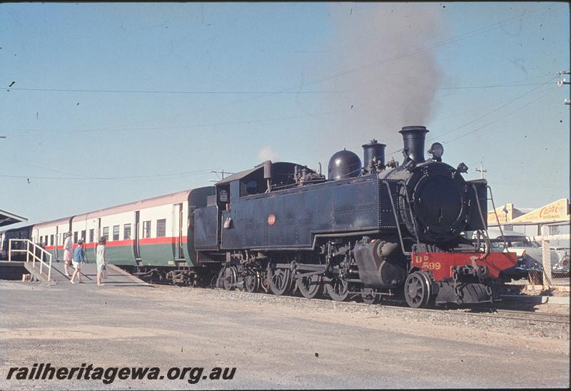 P11773
DD class 599, suburban passenger, Rivervale. SWR line.
