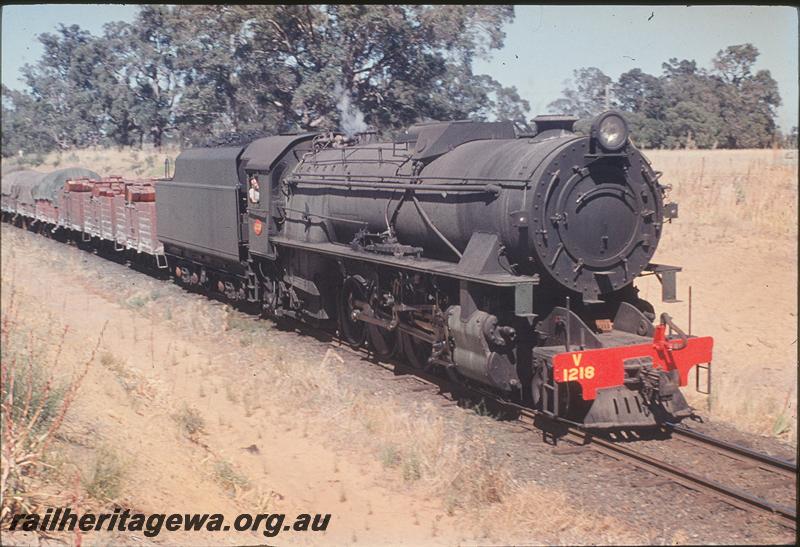 P11783
V class 1218, up goods. SWR line.
