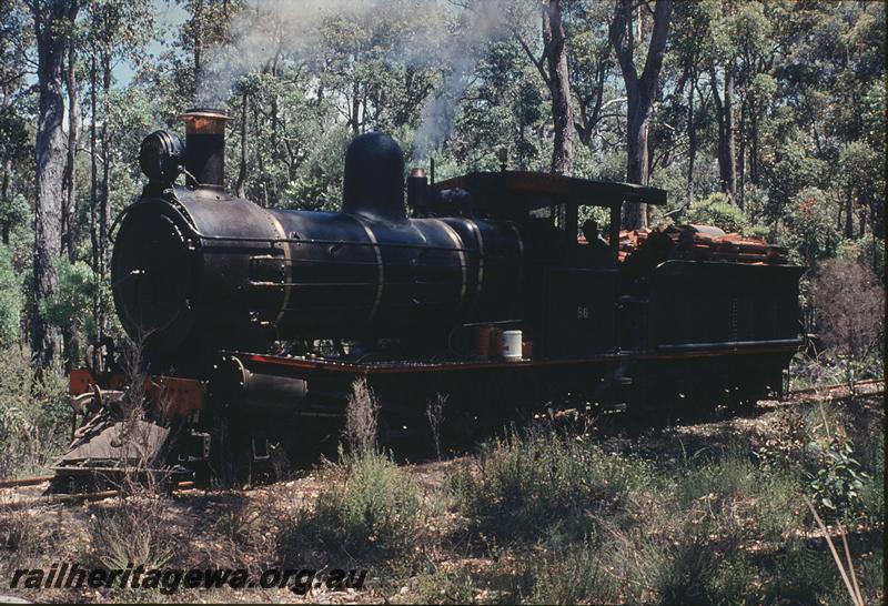 P11789
86, light engine, on line to Yornup.
