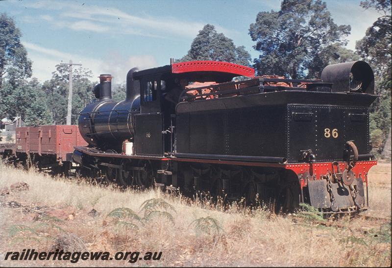 P11792
86, shunting empties at Yornup.
