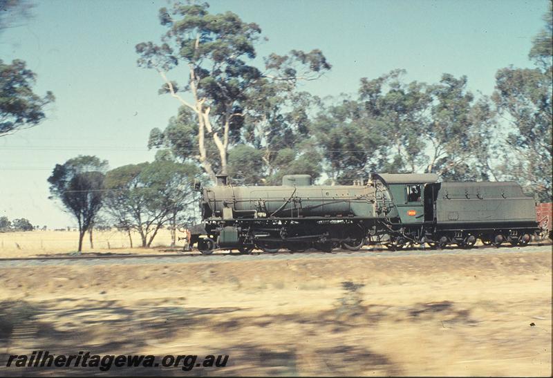 P11859
W class 909, goods train. GSR line.
