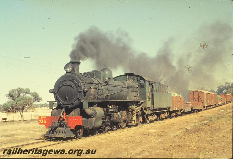 P11862
PMR class 720, goods train. Unknown location.
