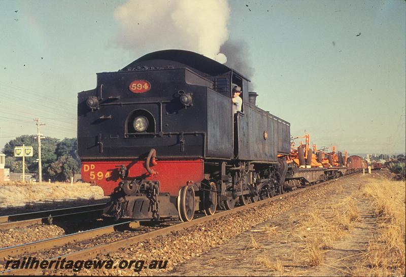 P11881
DD class 594, suburban goods. Unknown location.
