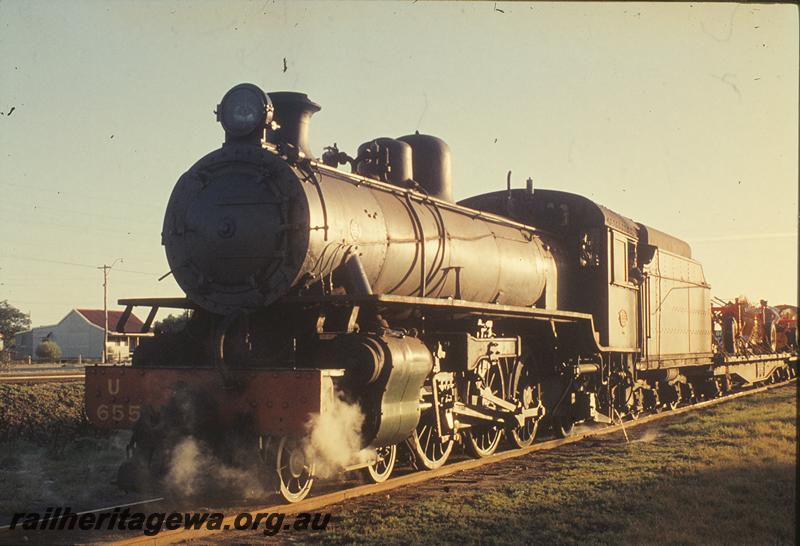 P11888
U class 655,front and side view, shunting, hay rakes on QU class wagon. Unknown location.
