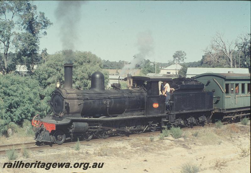 P11937
G class 123 on special train, SW Highway level crossing. PP line.
