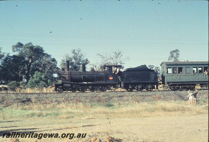 P11941
G class 123 on special train, South Bunbury. SWR line.
