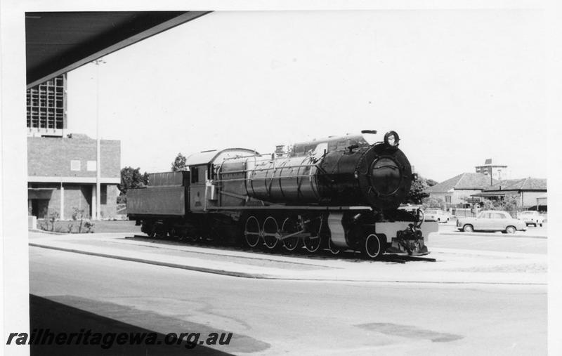 P12077
S class 542 