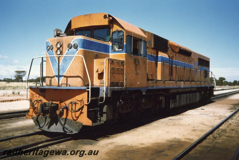 P12080
L class 274, orange Westrail livery, front and side view
