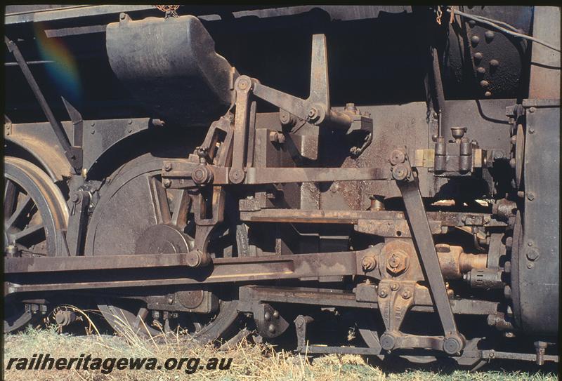 P12133
FS class, valve gear detail, Northam loco shed. ER line.
