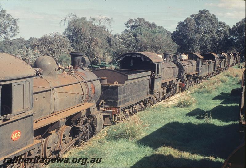 P12161
FS class 462, plus other locos, Midland Workshops graveyard. ER line.
