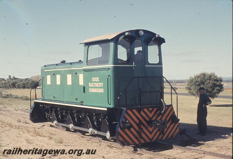 P12188
SEC shunting engine at Bunbury Powerhouse.
