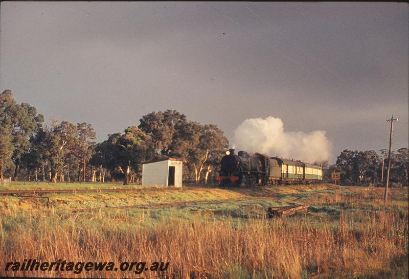 P12217
W class 946, Reso train, out of shed, siding, speed restriction sign, Buckingham's Siding. BN line.
