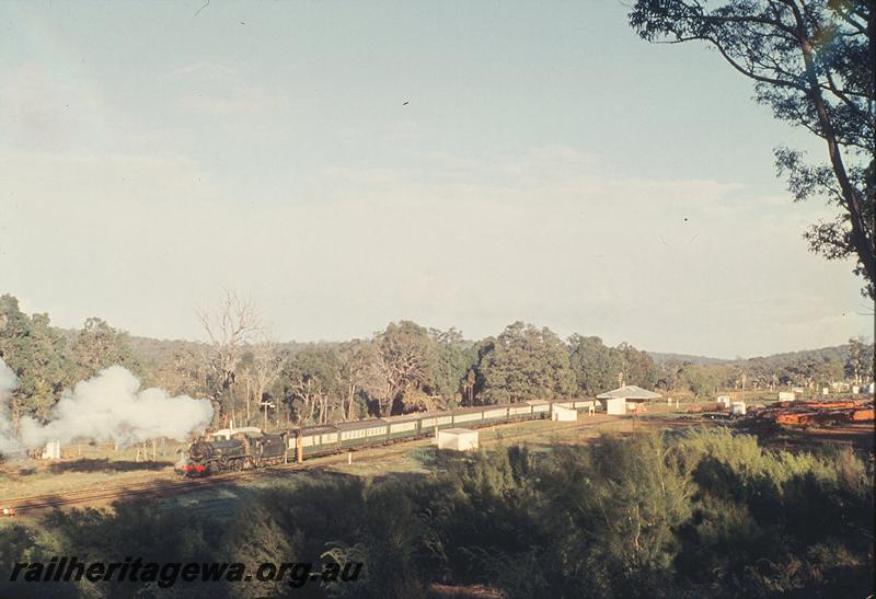 P12219
W class 946, Reso train, station buildings, siding, water column, Bowelling. BN line.
