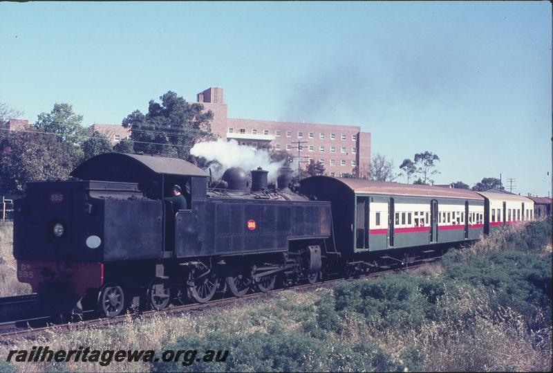 P12290
DM class 585, down show special, between Daglish and Subiaco. ER line.
