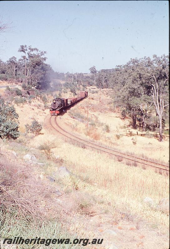 P12380
W class 922, 193 goods, on grades beyond Isandra, after splitting train. PN line.
