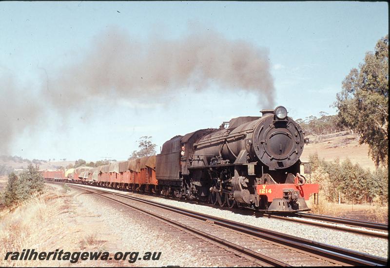 P12398
V class 1214, 24 goods. Avon Valley line.
