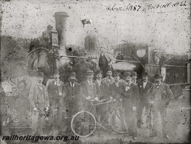 P12615
T class 173, decorated, well dressed men posing in front of the loco, front and side view, poor quality print
