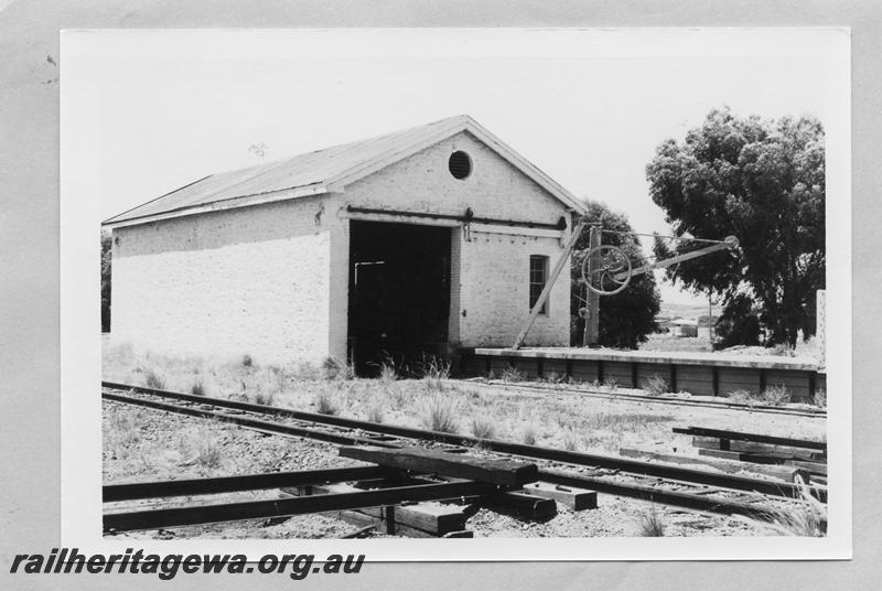 P12629
Goods shed, platform crane, Walkaway, W line, trackside and end view
