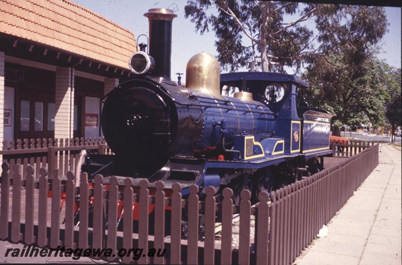 P12779
R class 174, Midland Centrepoint Shopping Centre, front and side view, blue livery, on display
