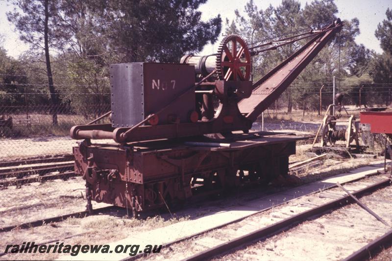 P12790
Cowans Sheldon six wheel hand crane No.7, Rail Transport Museum, end and side view
