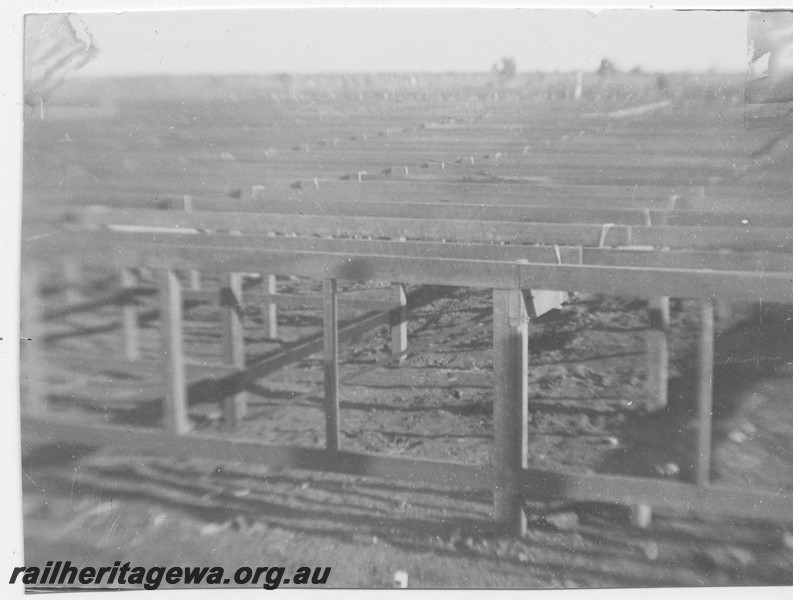 P12822
8 of 11 images of the construction of the railway dam at Kalgoorlie
