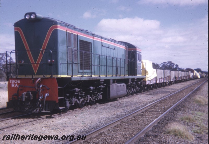 P12829
RA class 1906, Wansborough, GSR line, front and side view, on a goods train.
