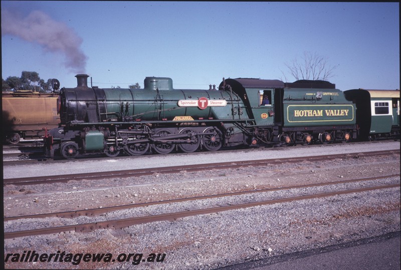 P12872
W class 920 in Hotham Valley Railway ownership, in use on the 