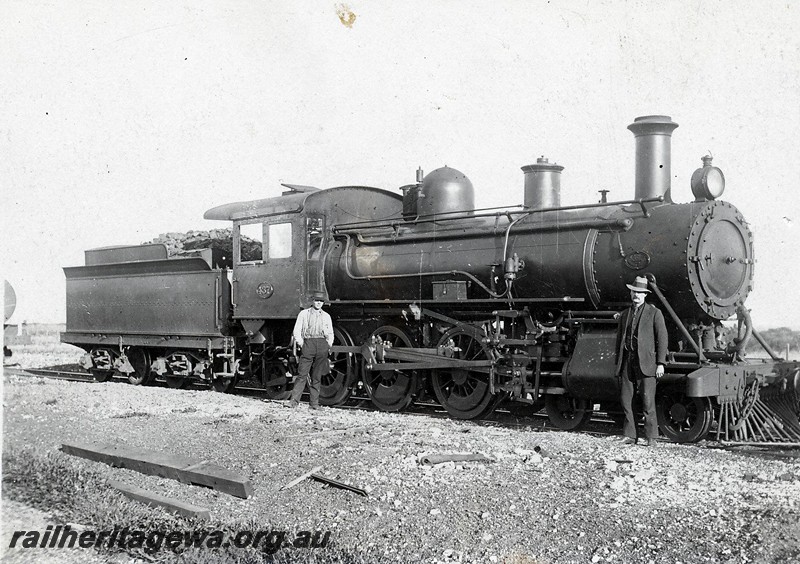 P12916
C class 437, side and front view
