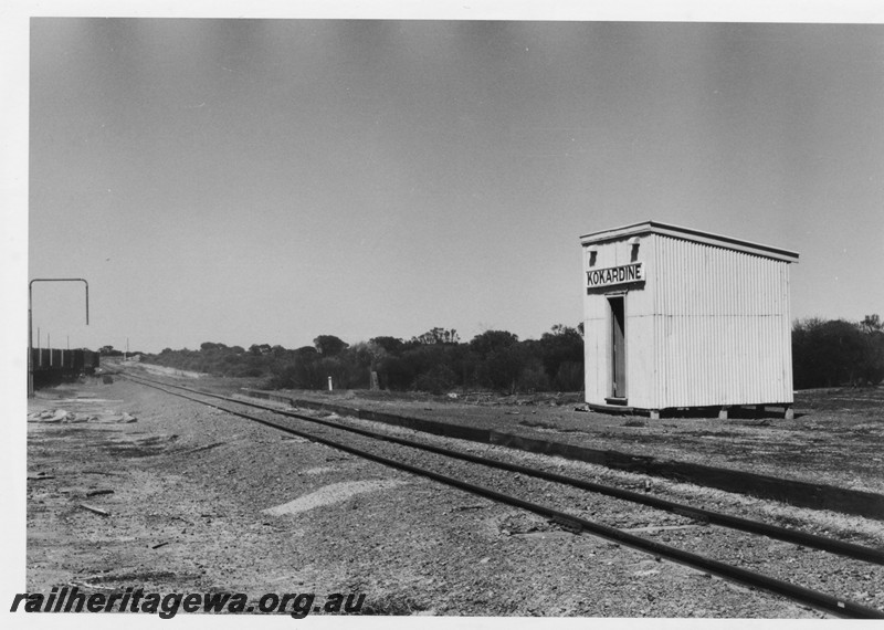 P12941
Out of Shed, Kokardine, NKM line, trackside and end view.
