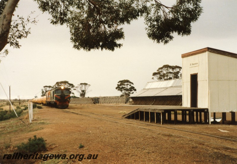 P12960
XA class 1405 