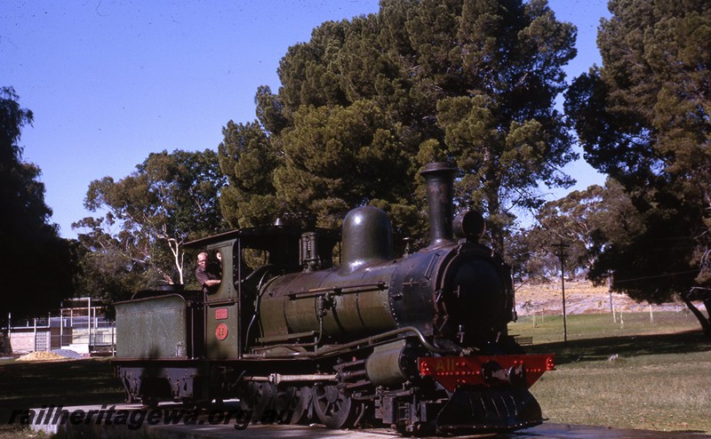 P13092
A class 11 2-6-0 loco, Perth Zoo, side and front view, on display
